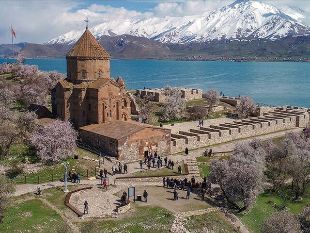 UÇAKLI KARS AĞRI VAN 