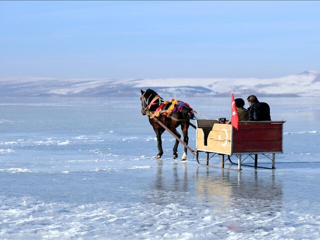 UÇAKLI KARS AĞRI VAN 